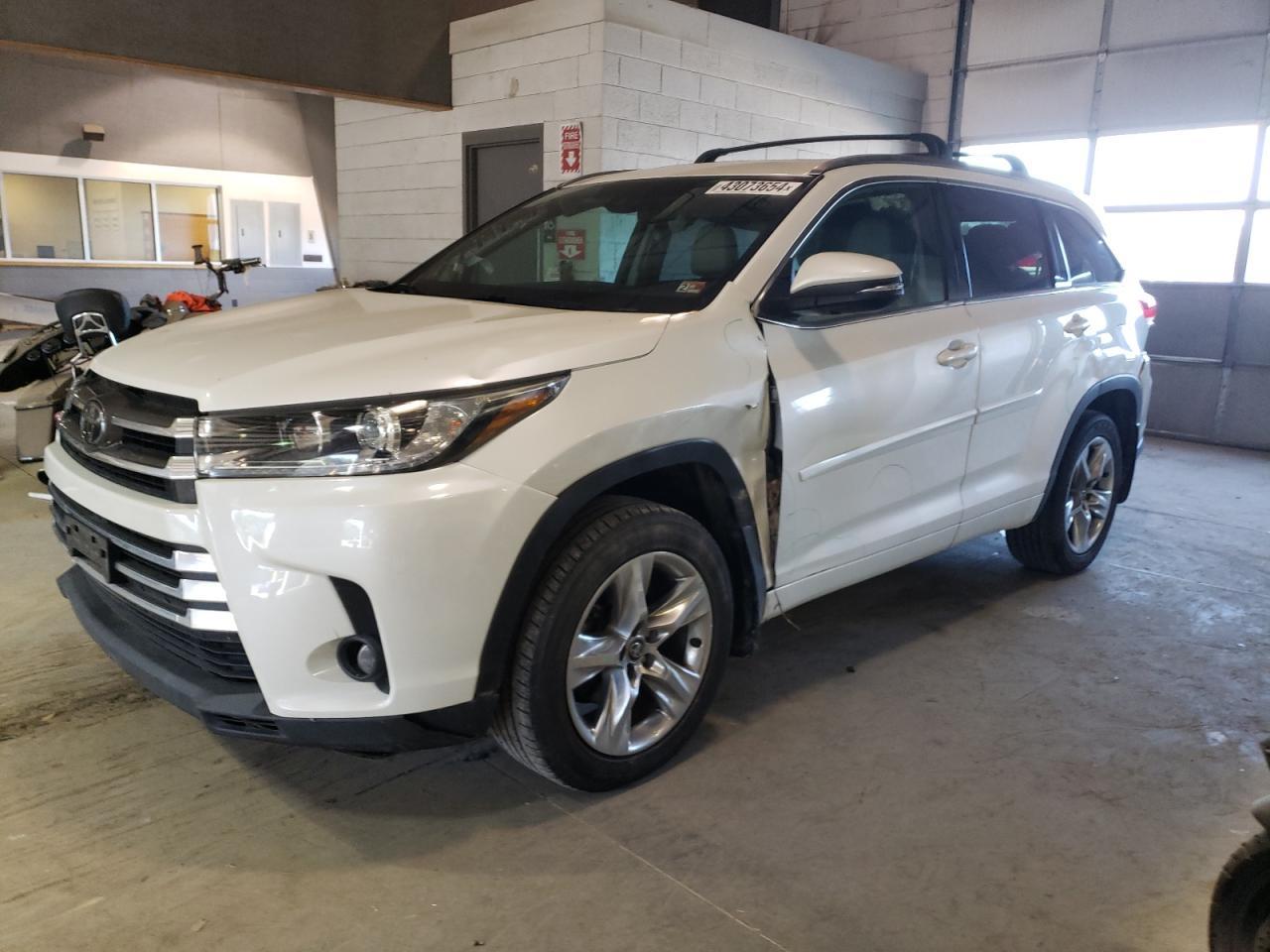 2018 TOYOTA HIGHLANDER