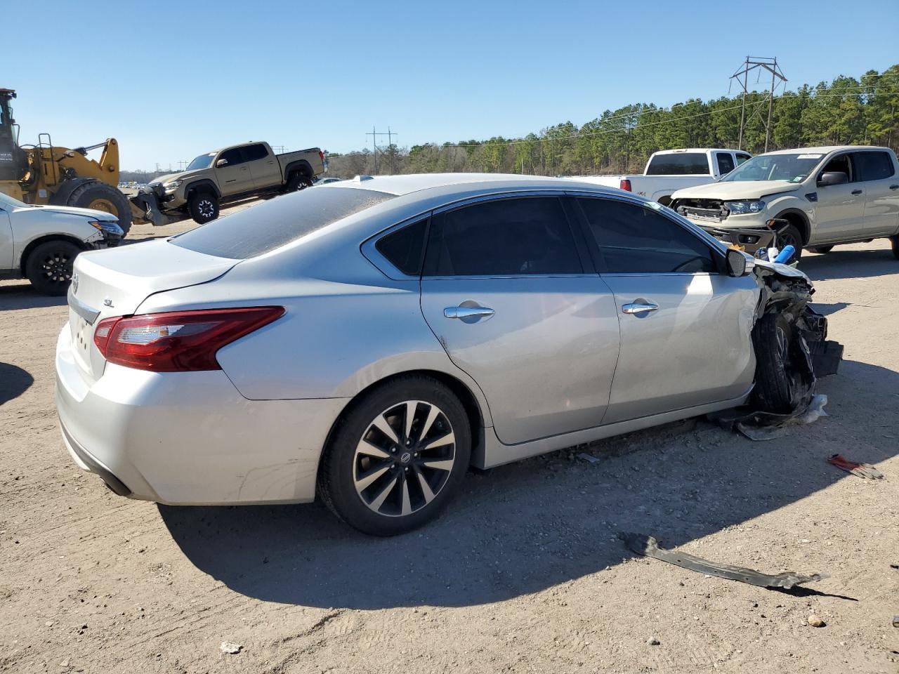 2018 NISSAN ALTIMA 2.5 - Фото 3