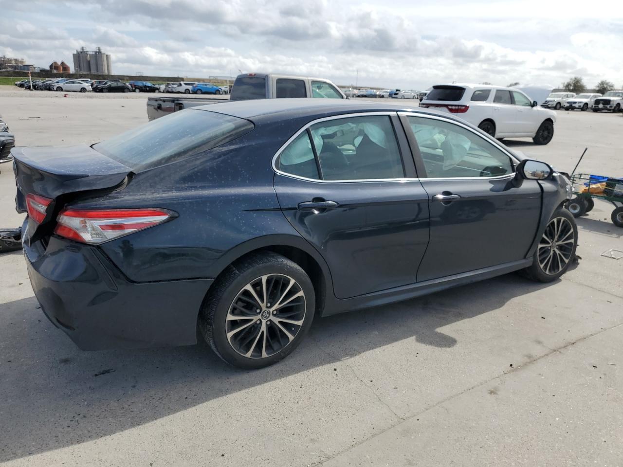 2018 TOYOTA CAMRY L - Image 3