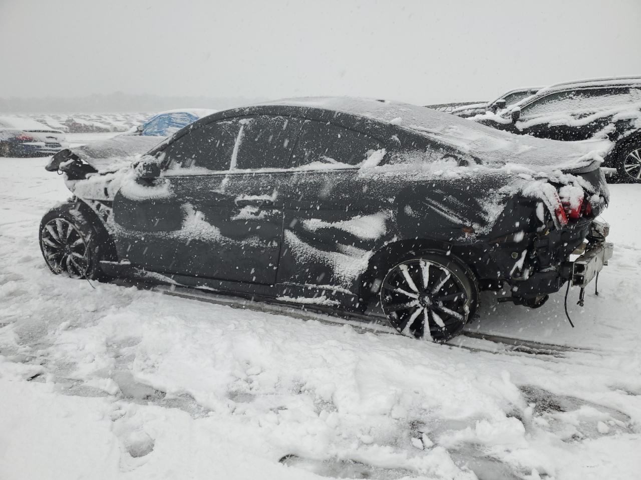 2012 INFINITI G37 - Image 2