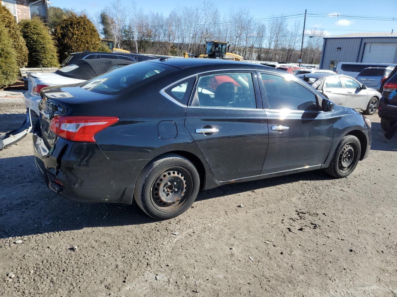 2017 NISSAN SENTRA S - Фото 3