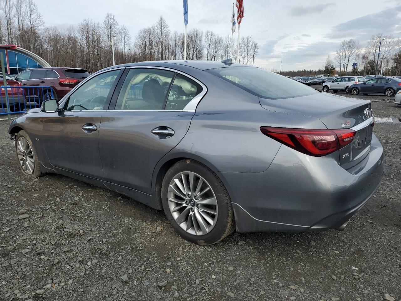 2018 INFINITI Q50 LUXE - Image 2