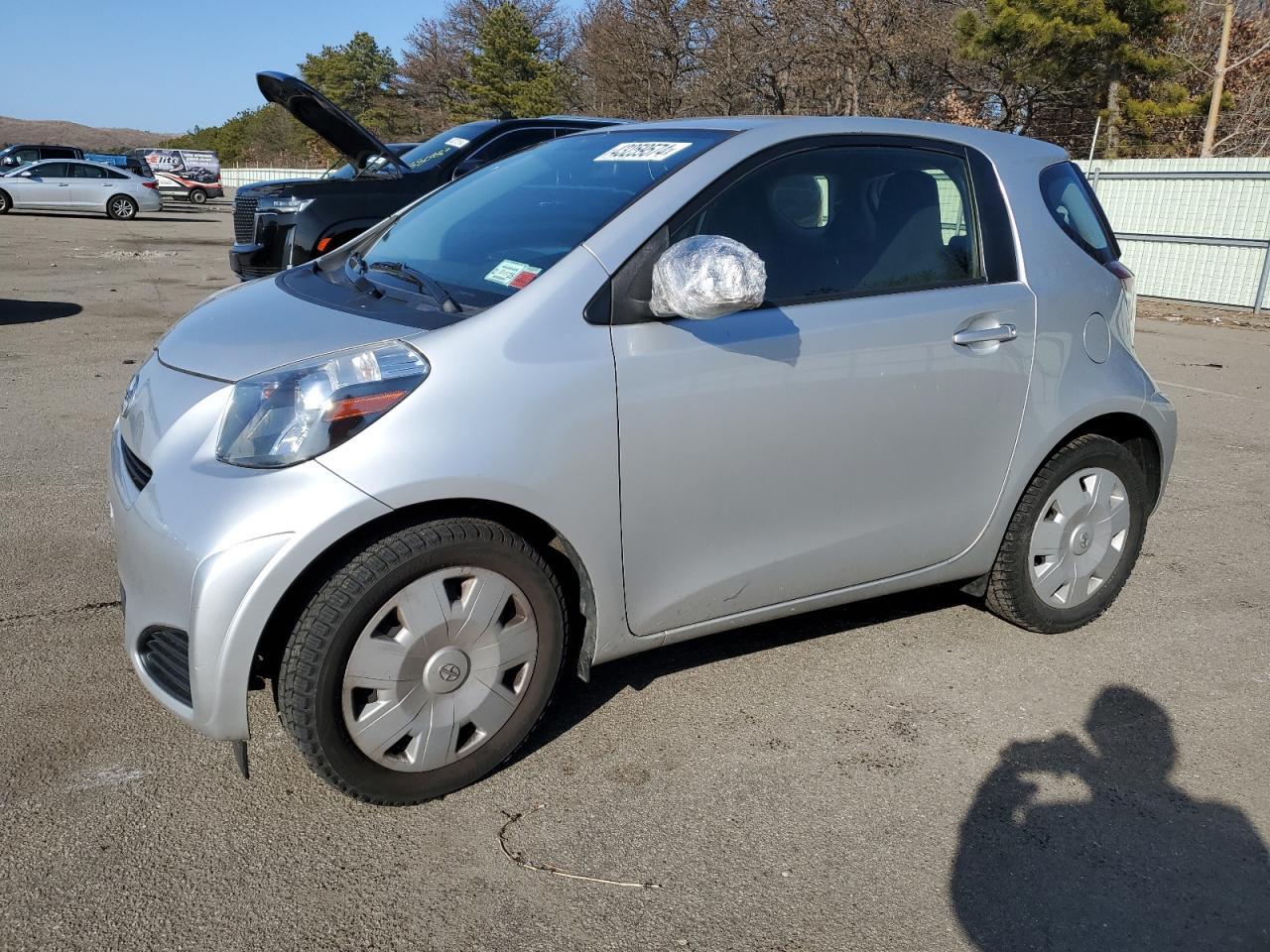 2013 TOYOTA SCION IQ car image