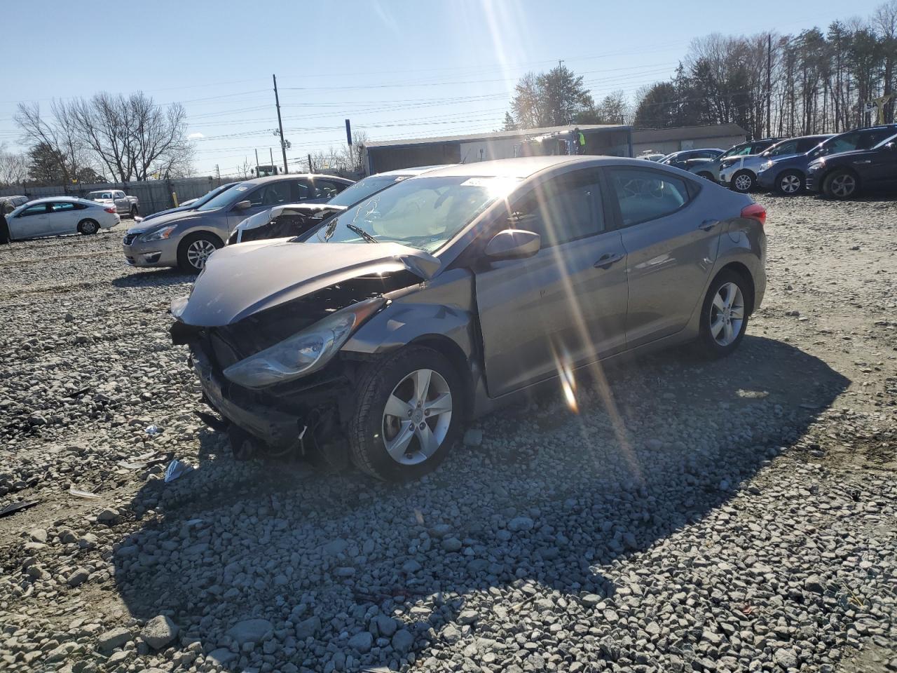 2013 HYUNDAI ELANTRA GL