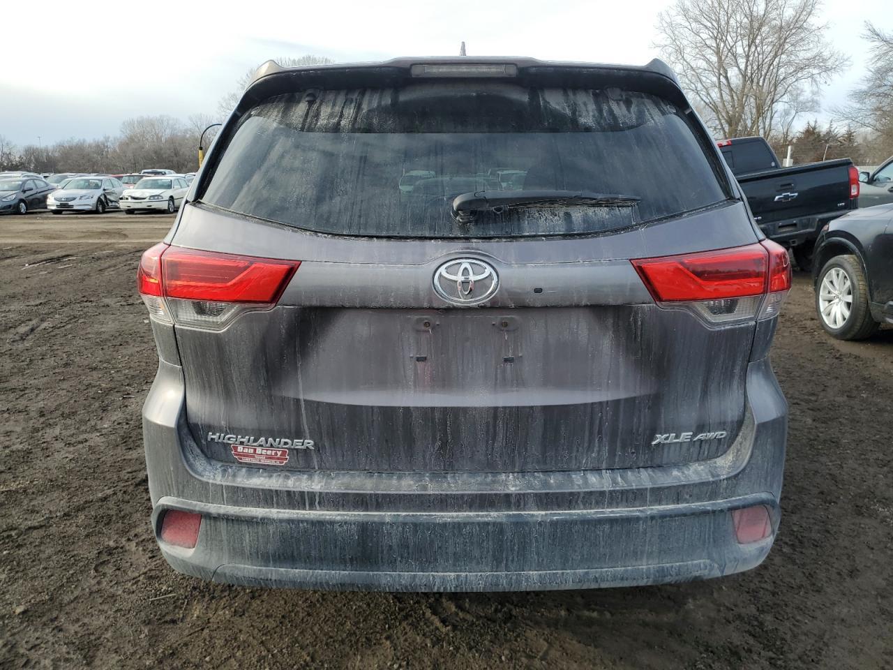 2019 TOYOTA HIGHLANDER - Фото 6