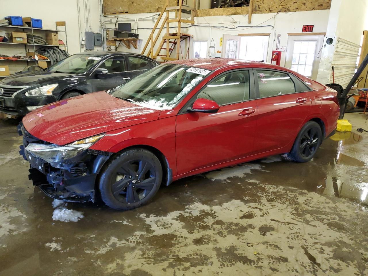 2022 HYUNDAI ELANTRA SE