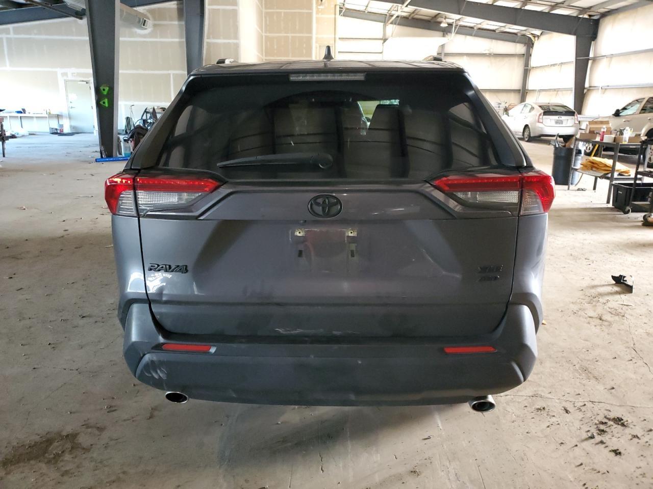2019 TOYOTA RAV4 XLE P - Image 6