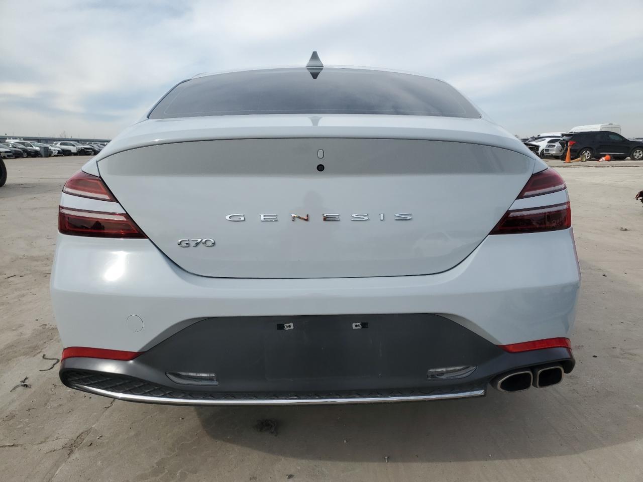 2022 GENESIS G70 BASE - Image 6