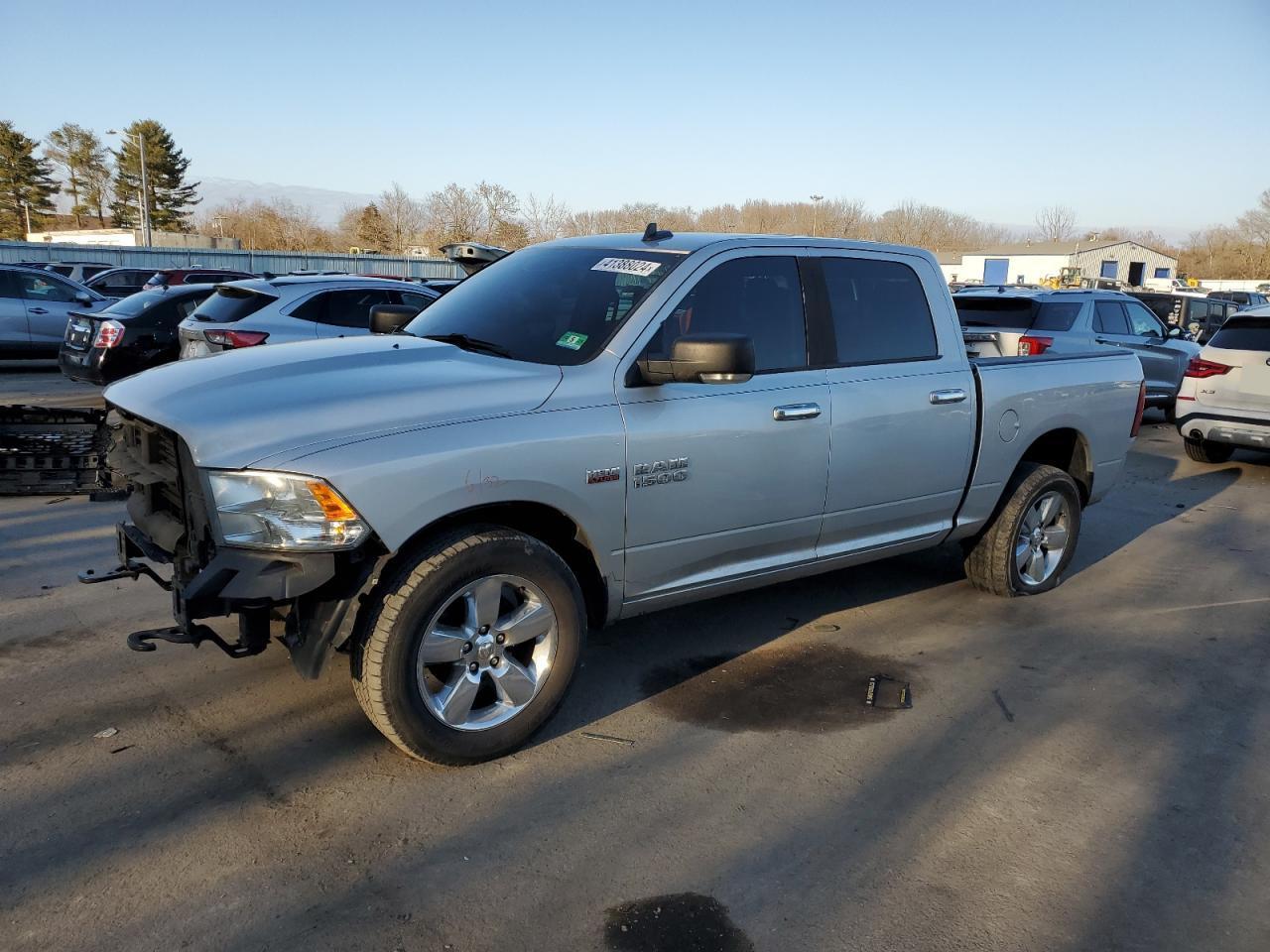 2017 RAM 1500 SLT