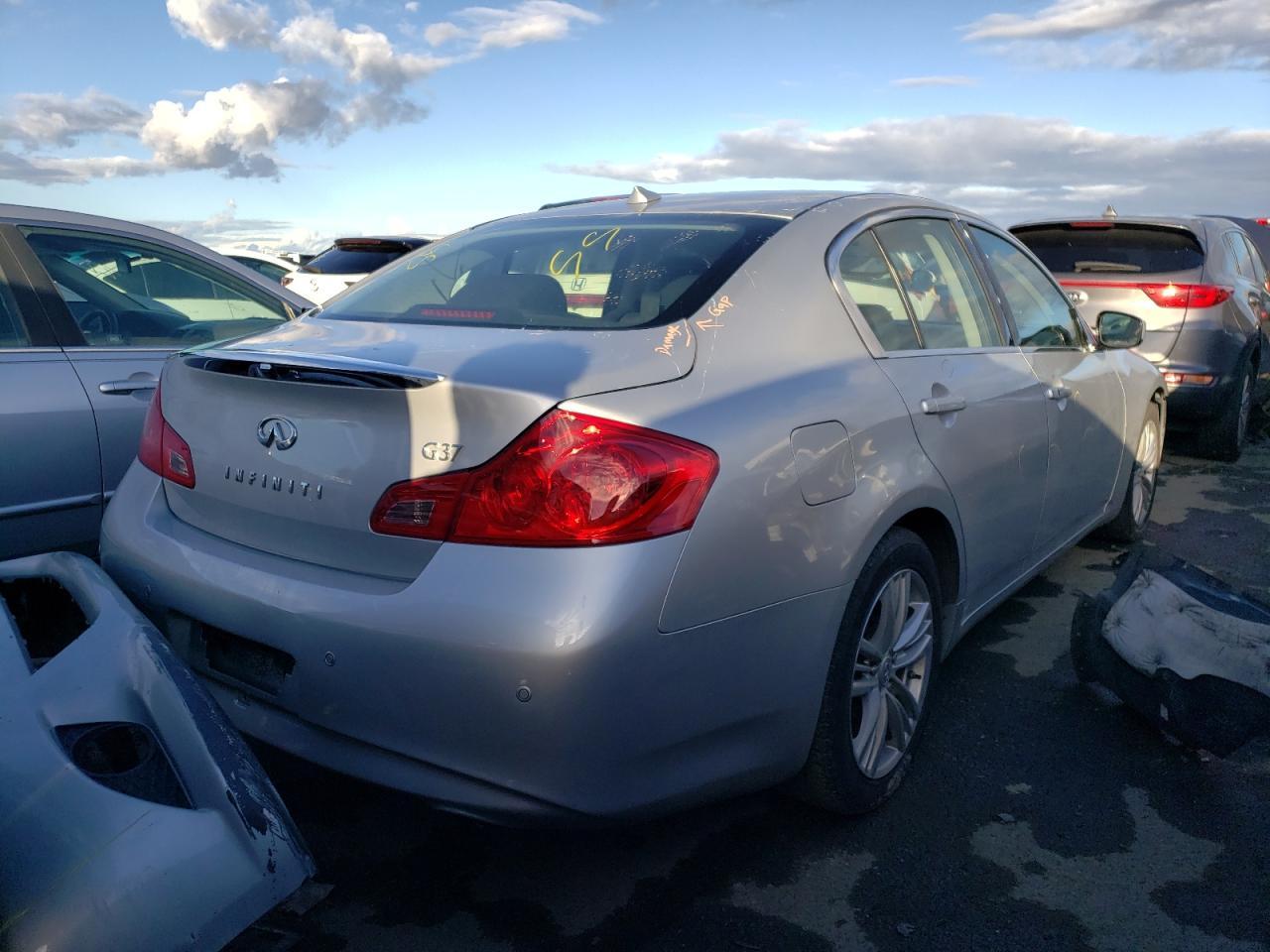 2012 INFINITI G37 BASE - Image 3