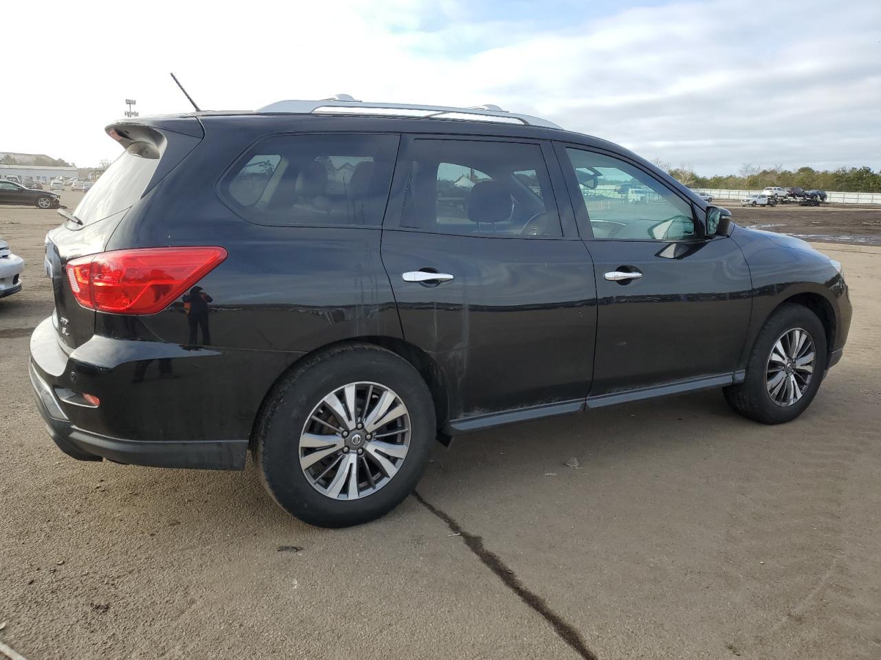 2018 NISSAN PATHFINDER - Image 3