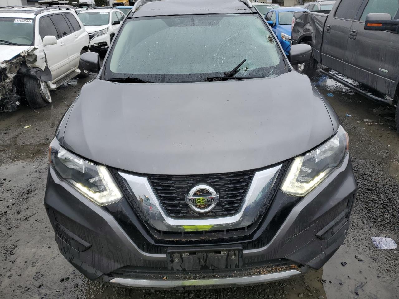 2017 NISSAN ROGUE SV - Image 5