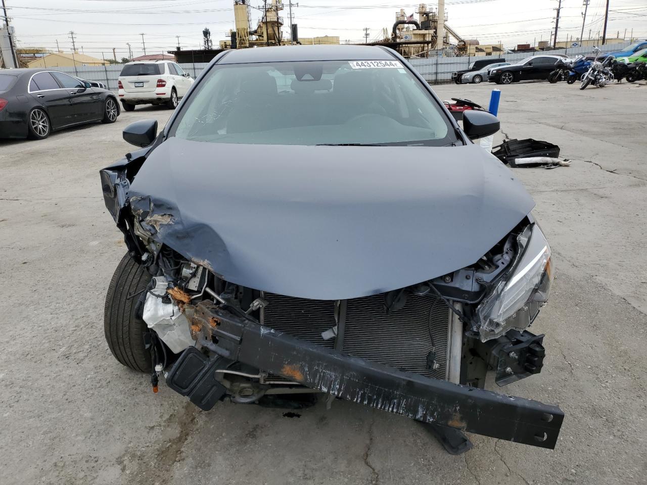 2018 TOYOTA COROLLA L - Image 5