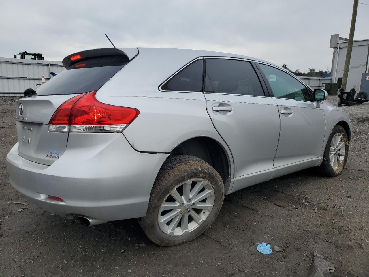 2012 TOYOTA VENZA LE - Фото 3