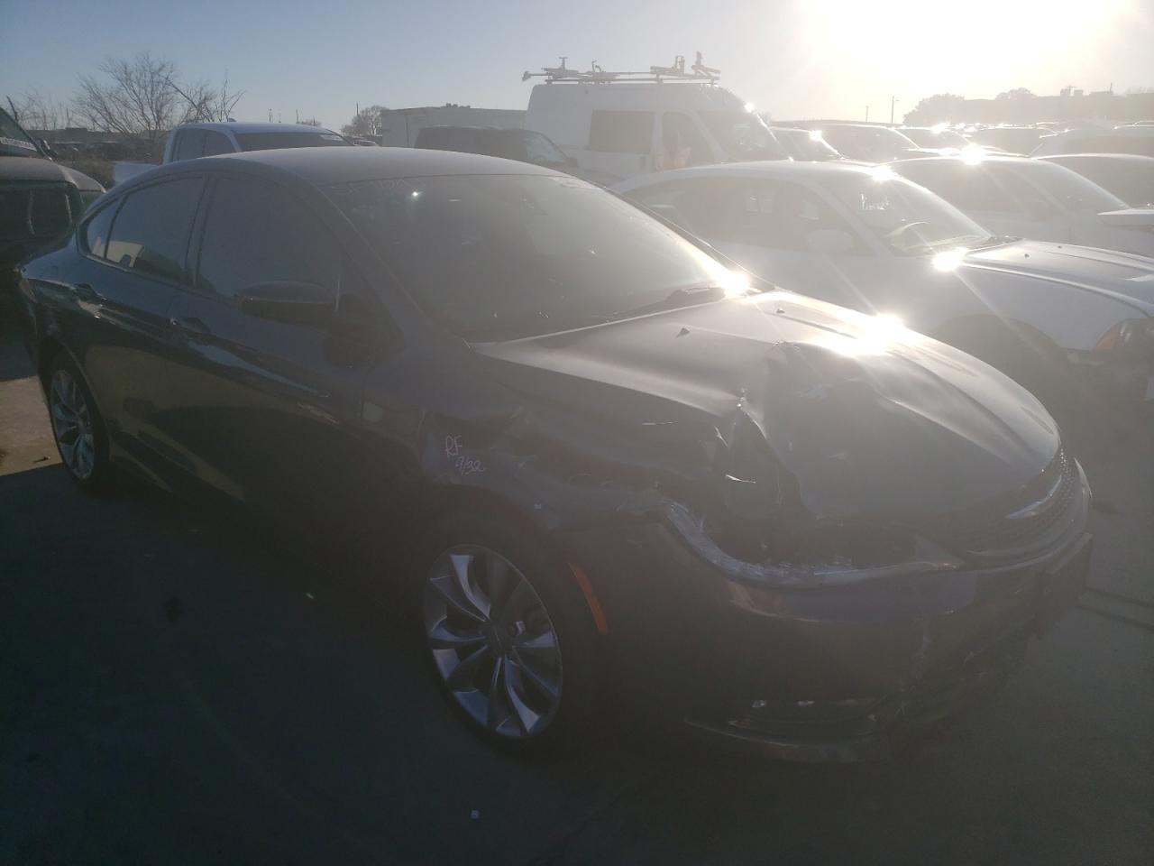 2015 CHRYSLER 200 S - Фото 4