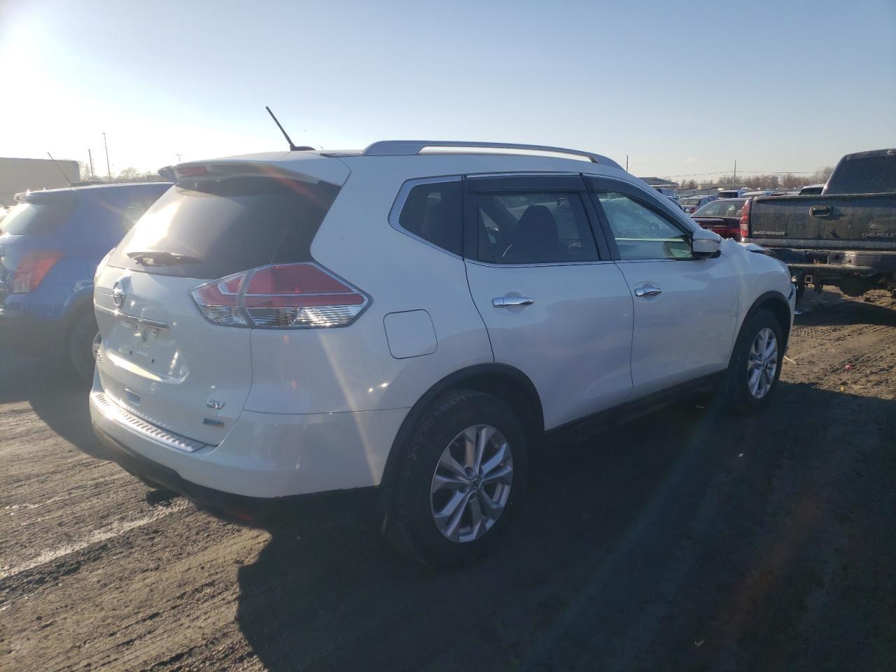 2014 NISSAN ROGUE S - Фото 3