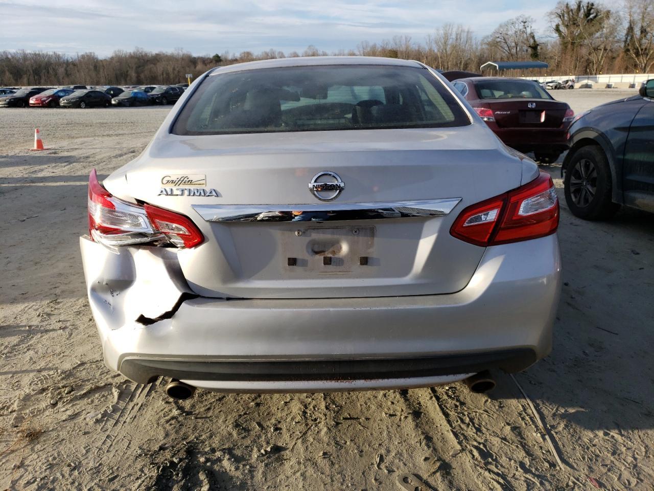 2016 NISSAN ALTIMA 2.5 - Фото 6