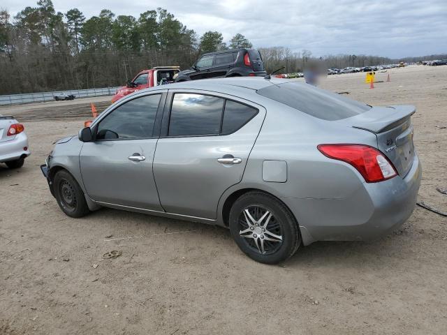 2014 Nissan Versa S - Фото 2