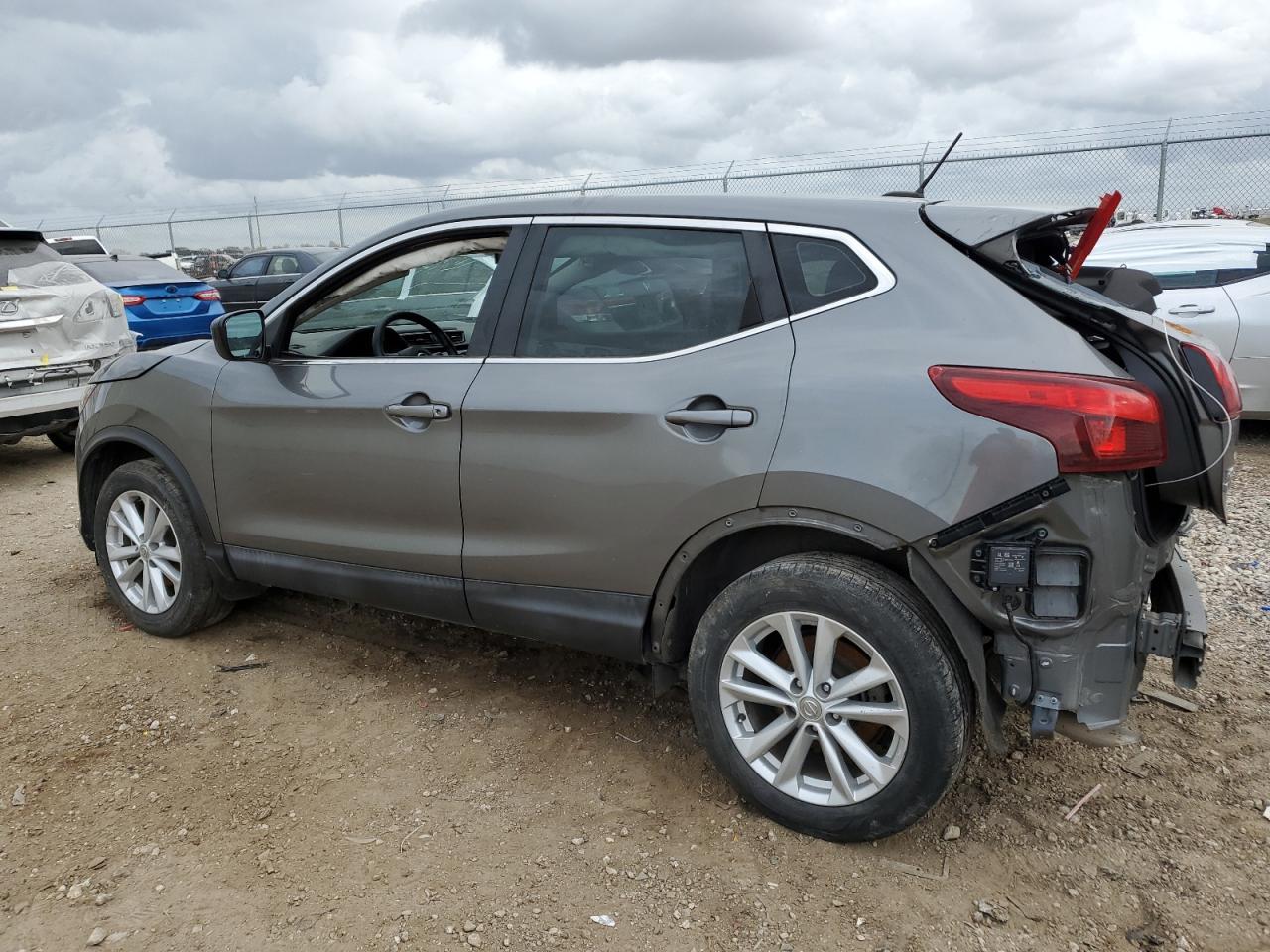 2018 NISSAN ROGUE SPOR - Фото 2