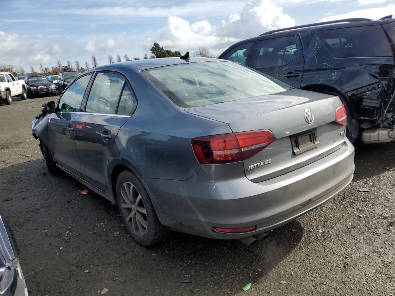 2017 VOLKSWAGEN JETTA SE - Фото 2