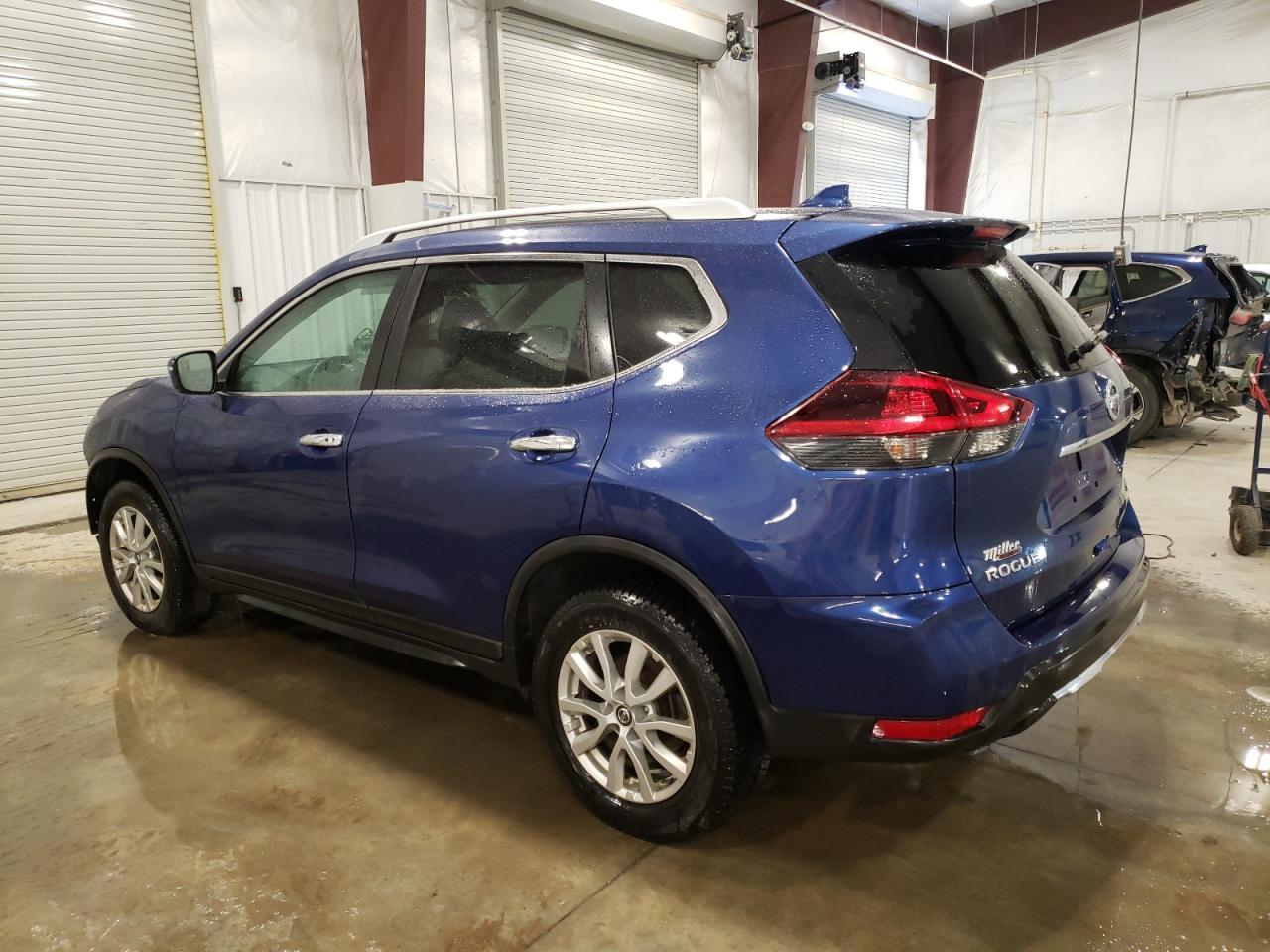 2018 NISSAN ROGUE S - Фото 2