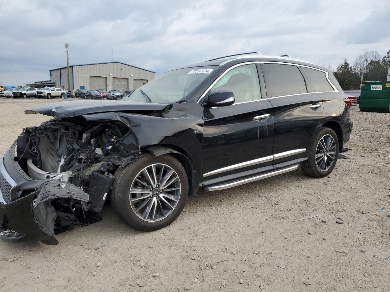 2019 INFINITI QX60 LUXE