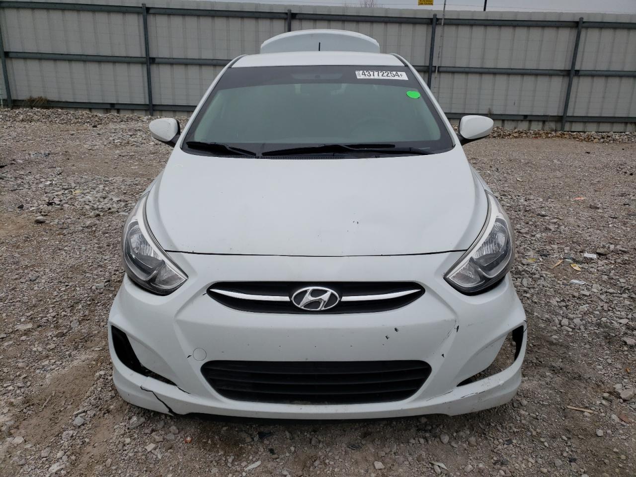 2017 HYUNDAI ACCENT SE - Image 5