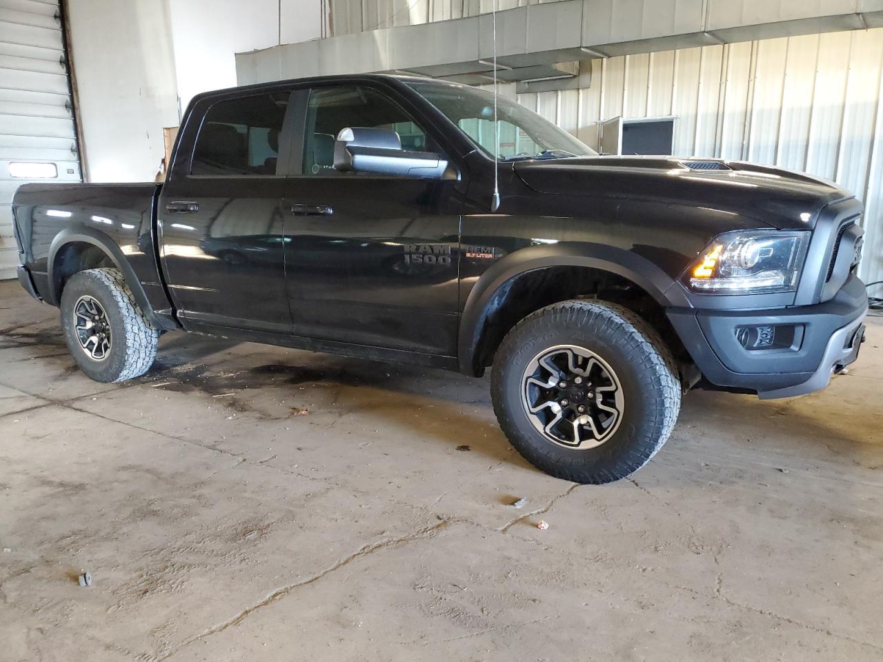 2017 RAM 1500 REBEL - Фото 4