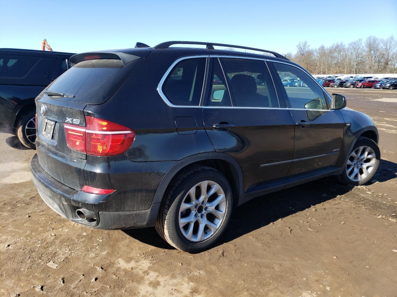 2013 BMW X5 XDRIVE3 - Фото 3