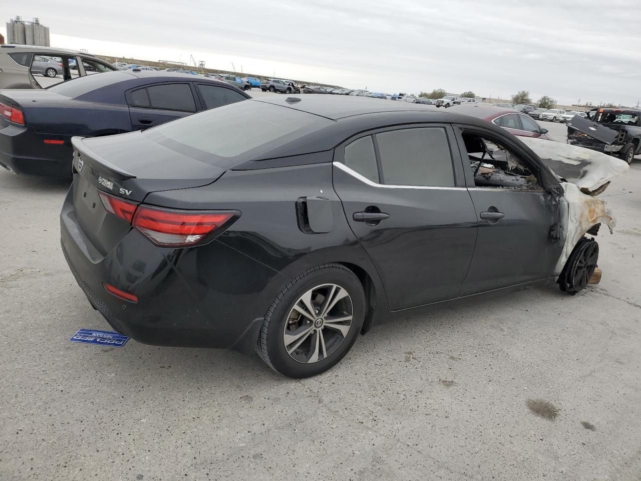 2020 NISSAN SENTRA SV - Фото 3