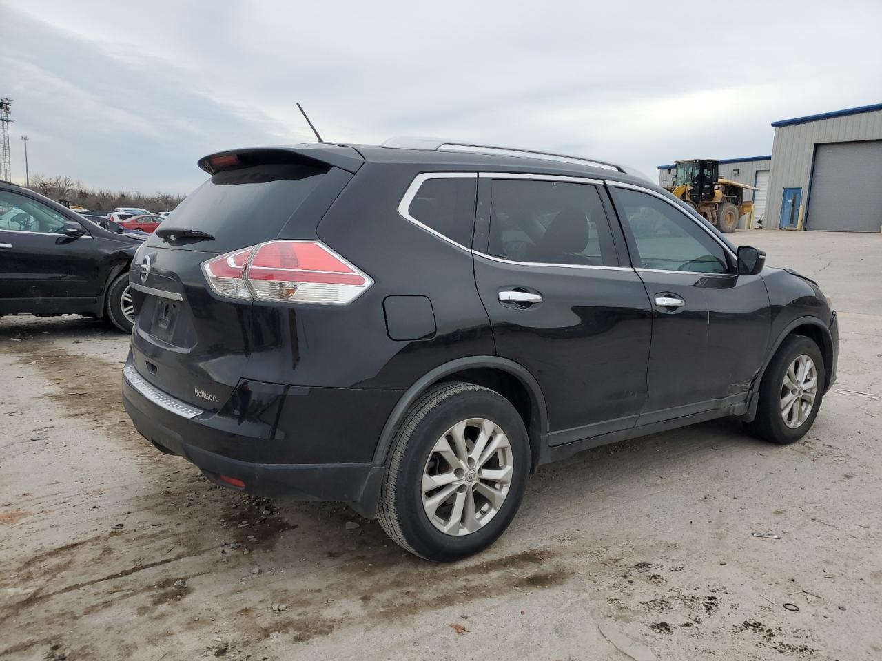 2015 NISSAN ROGUE S - Фото 3