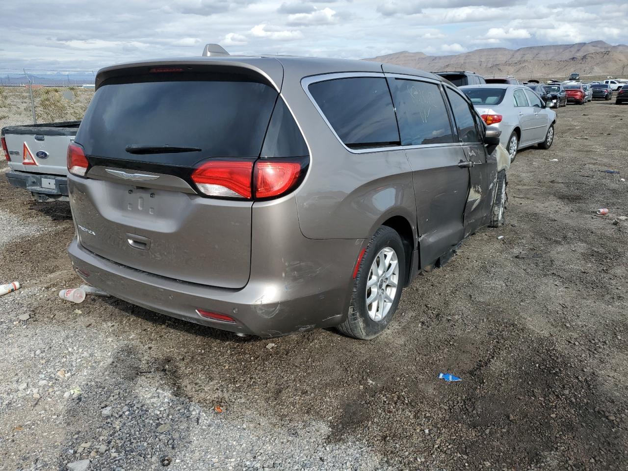 2017 CHRYSLER PACIFICA T - Image 3