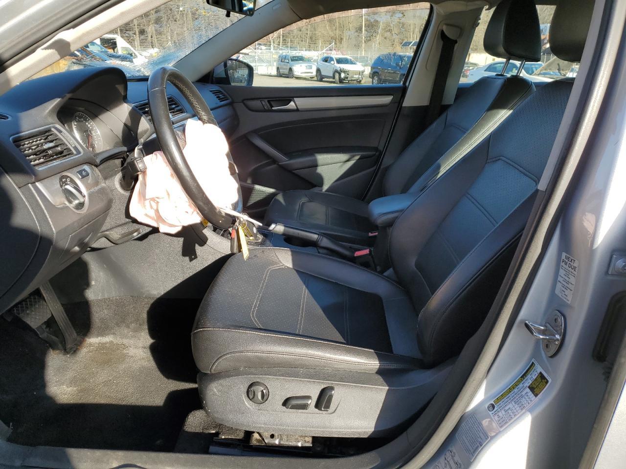 2015 VOLKSWAGEN PASSAT S - Фото 7