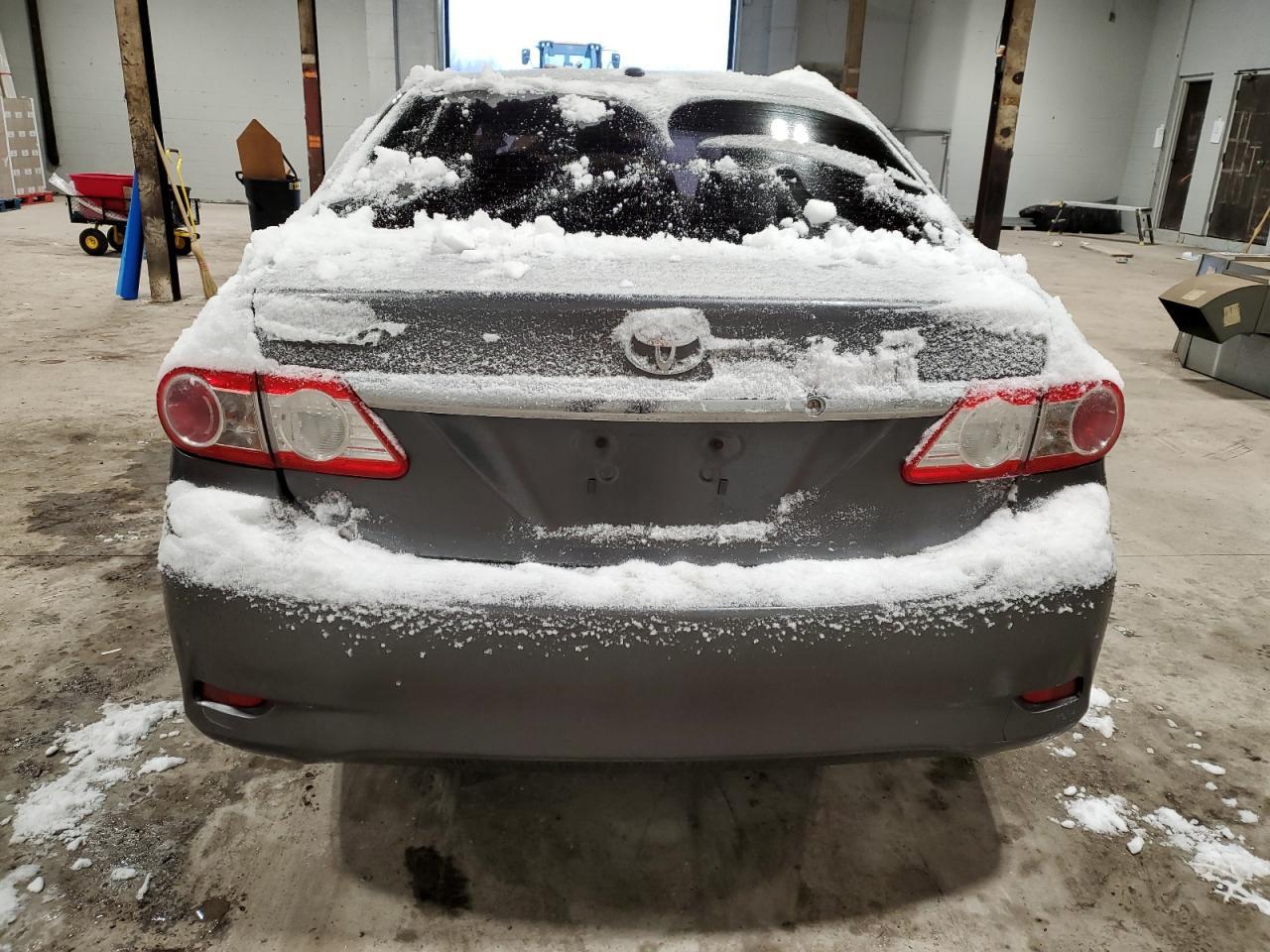 2013 TOYOTA COROLLA BA - Image 6