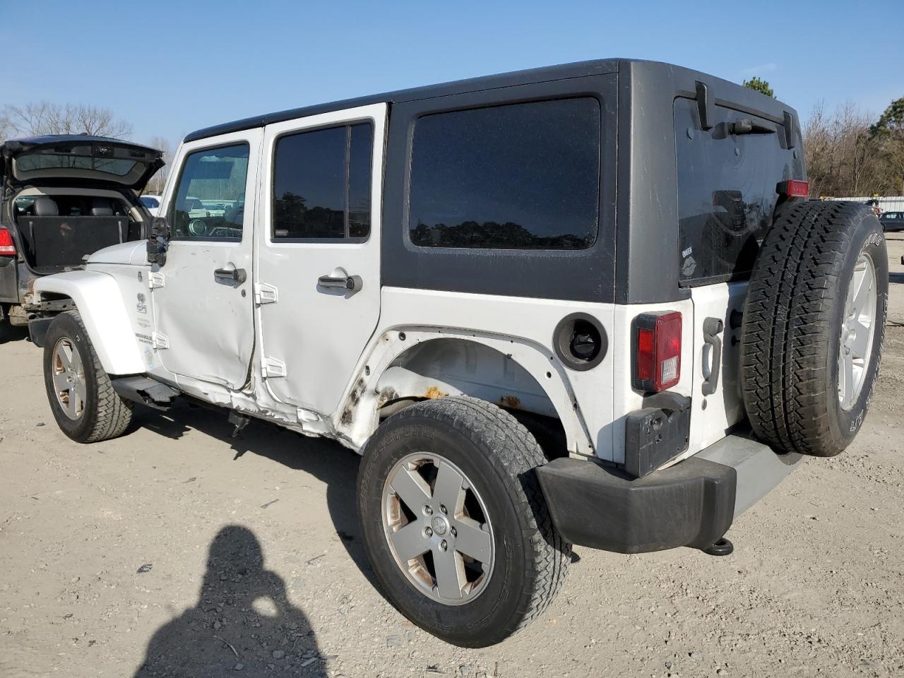 2012 JEEP WRANGLER U - Image 2