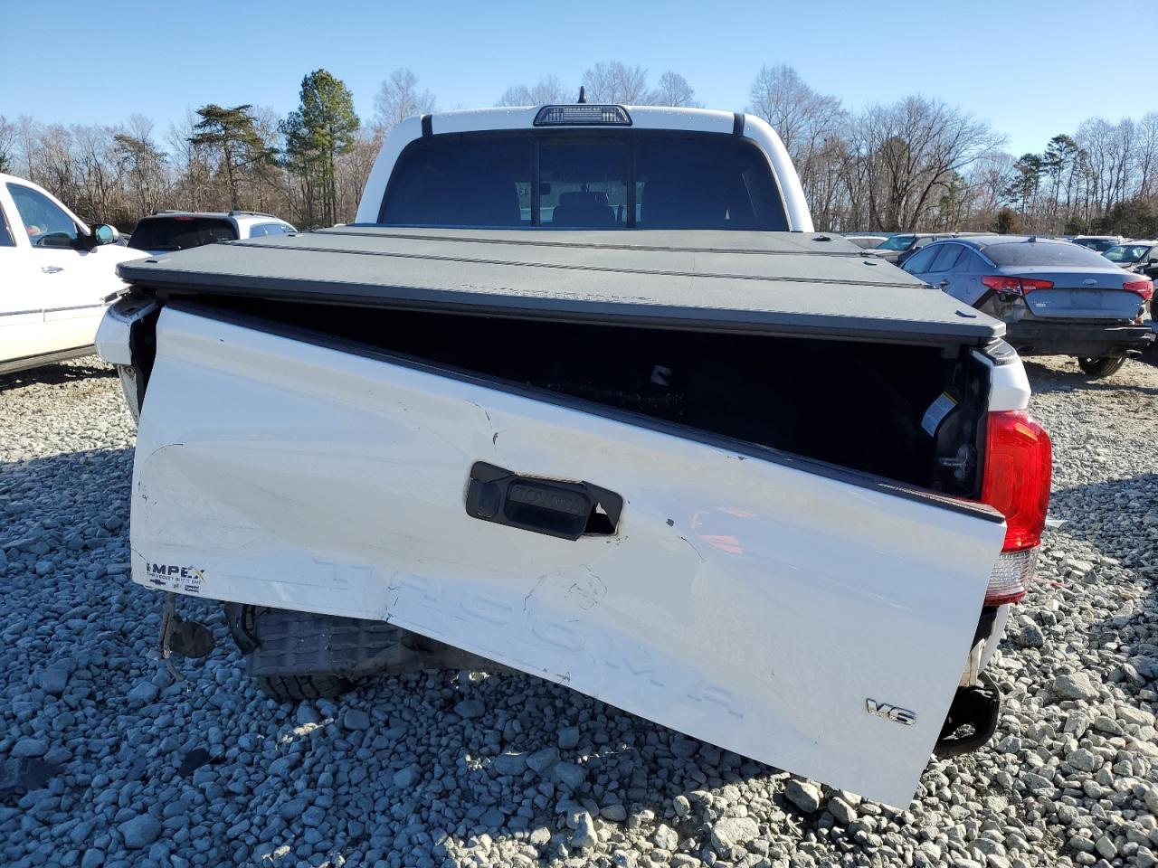 2016 TOYOTA TACOMA DOU - Фото 6