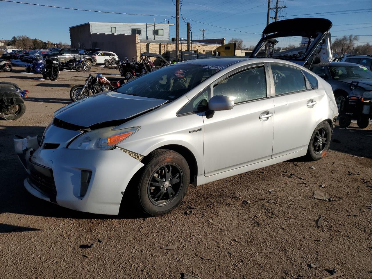 2015 TOYOTA PRIUS