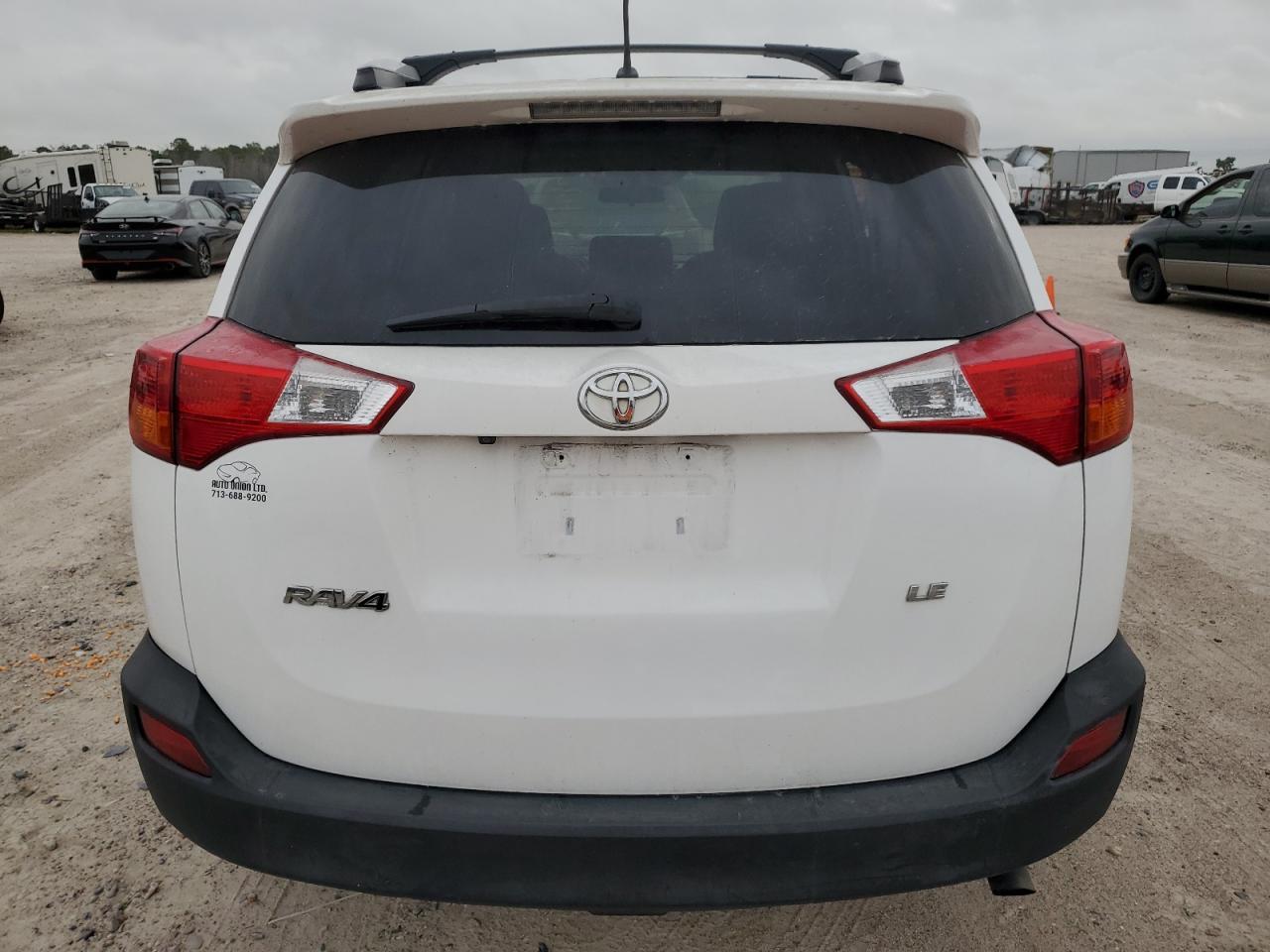 2014 TOYOTA RAV4 LE - Image 6