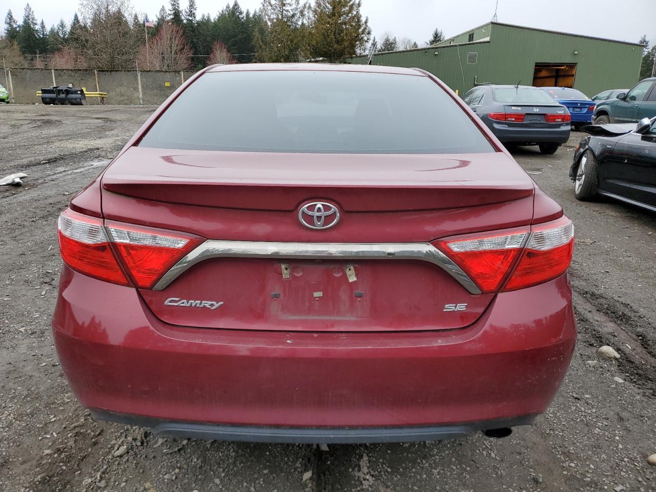 2015 TOYOTA CAMRY LE - Image 6