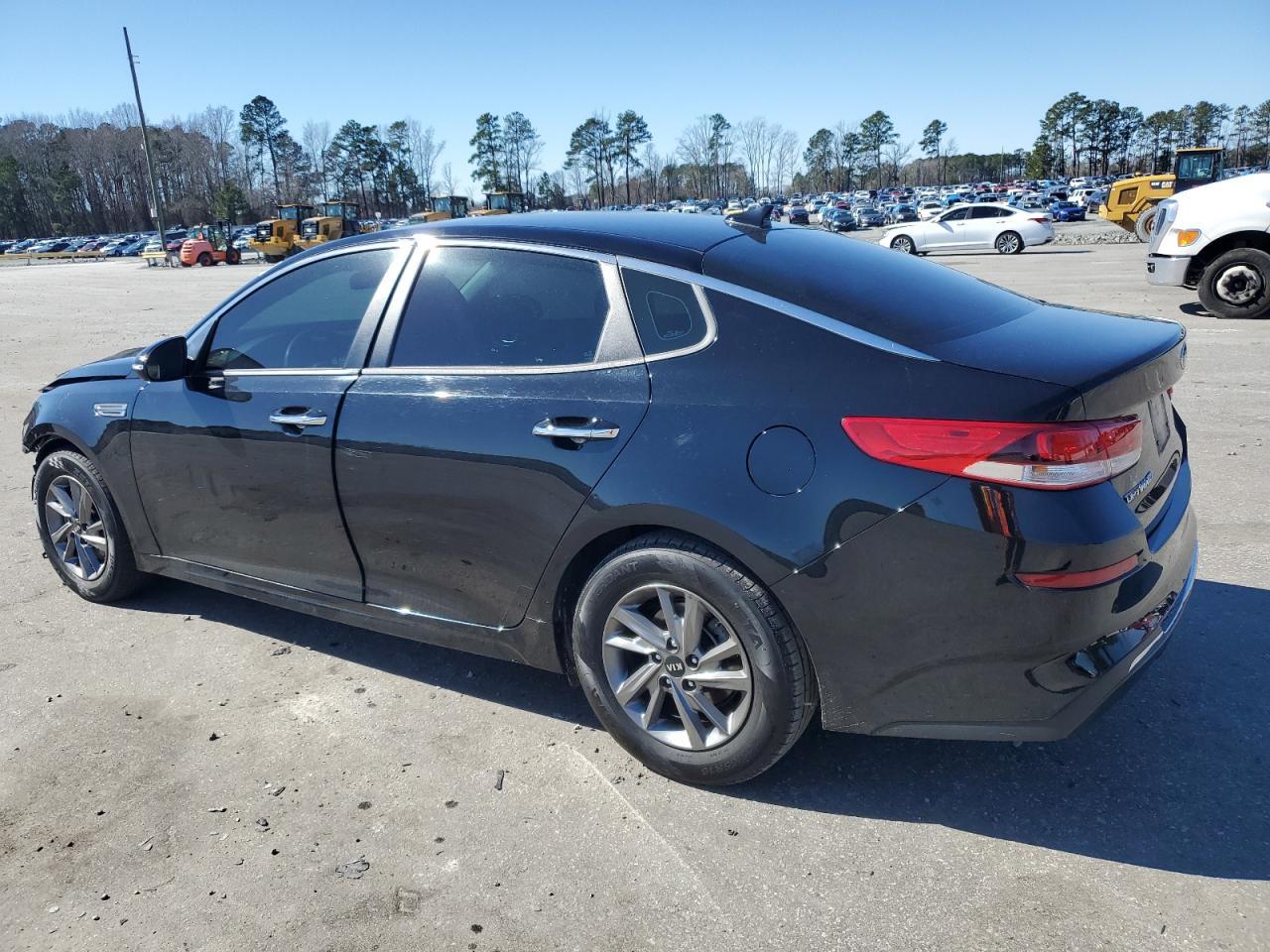 2019 KIA OPTIMA LX - Фото 2