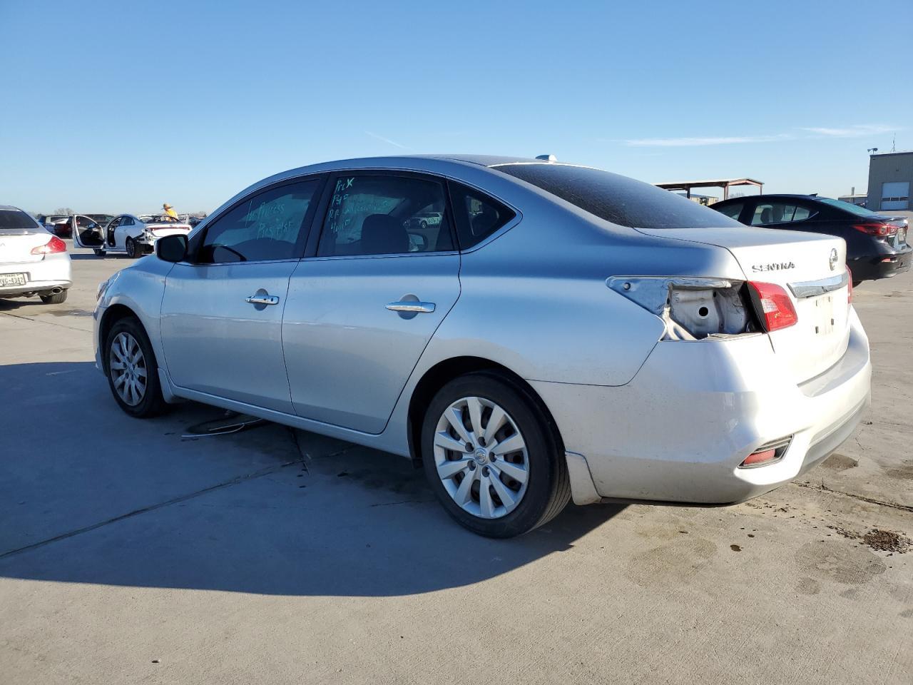 2017 NISSAN SENTRA S - Фото 2
