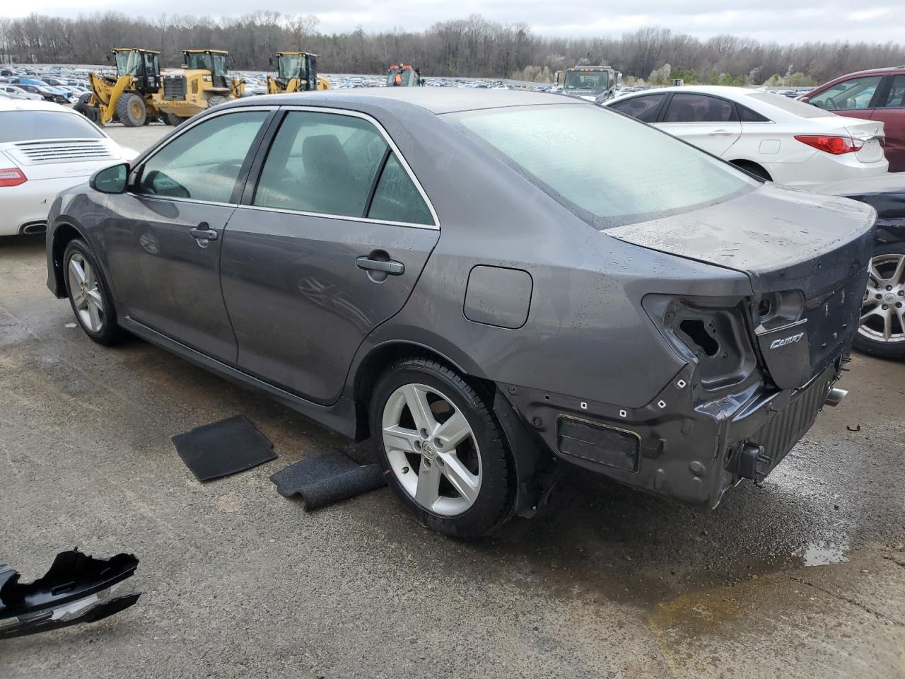 2013 TOYOTA CAMRY L - Image 2