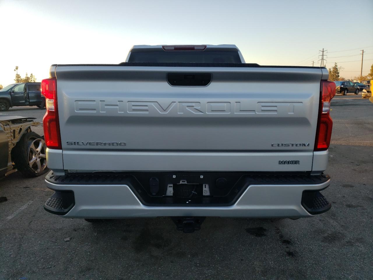 2021 CHEVROLET SILVERADO - Фото 6