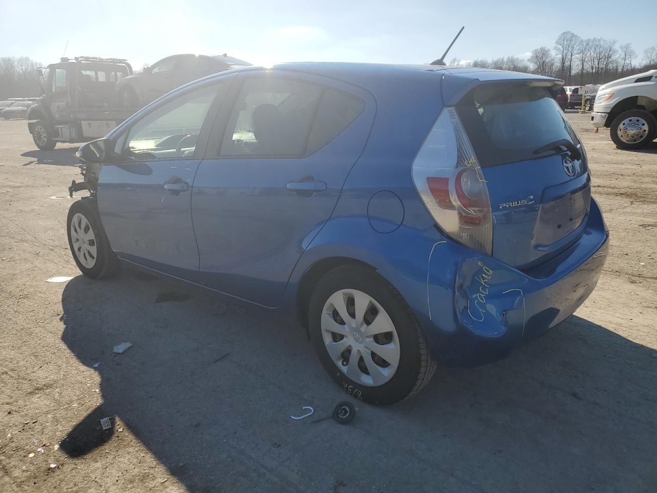 2013 TOYOTA PRIUS C - Фото 2