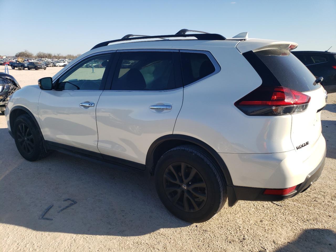 2018 NISSAN ROGUE S - Image 2