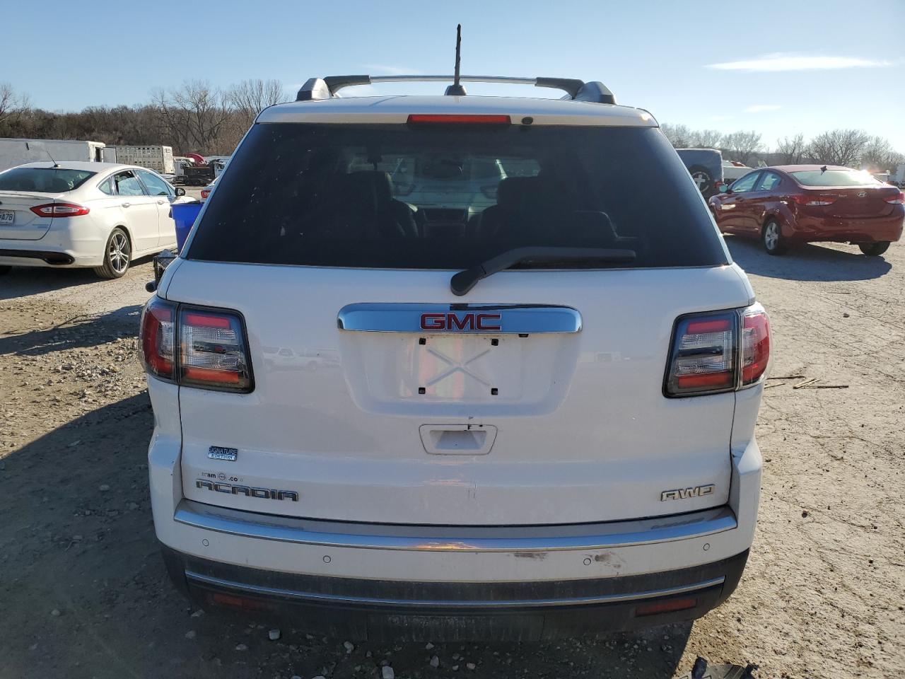 2016 GMC ACADIA SLT - Image 6