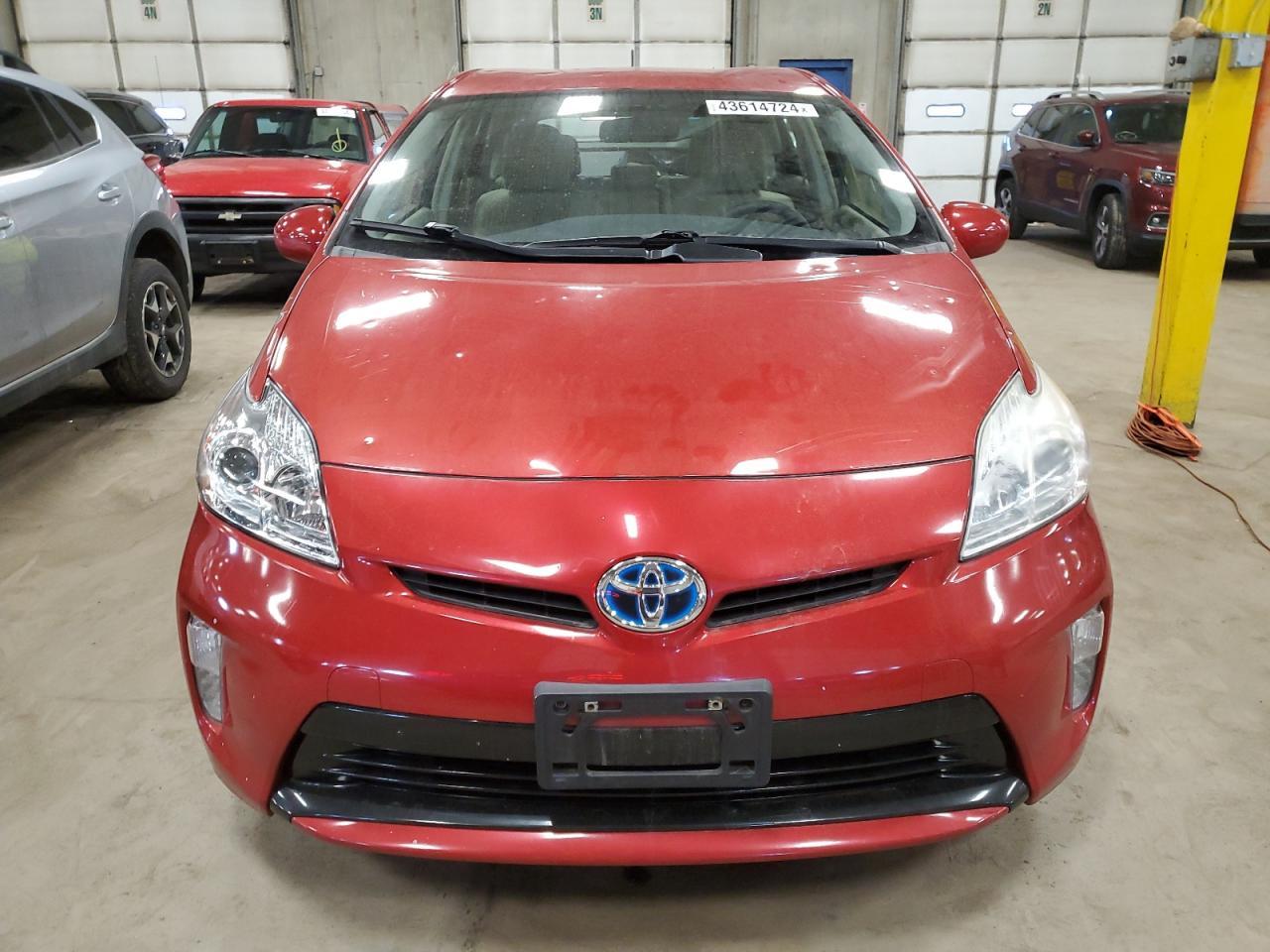 2013 TOYOTA PRIUS - Фото 5