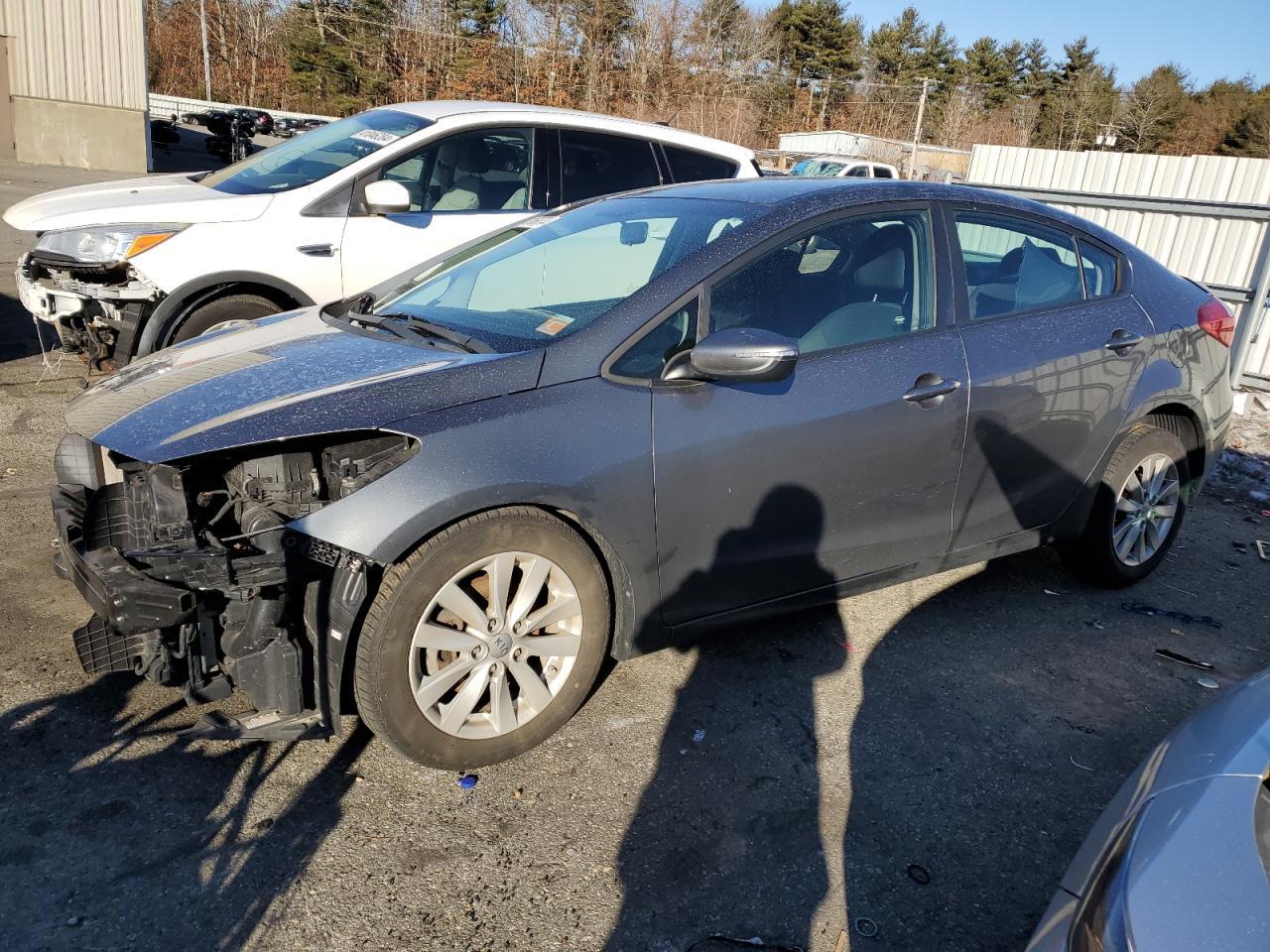 2016 KIA FORTE LX car image