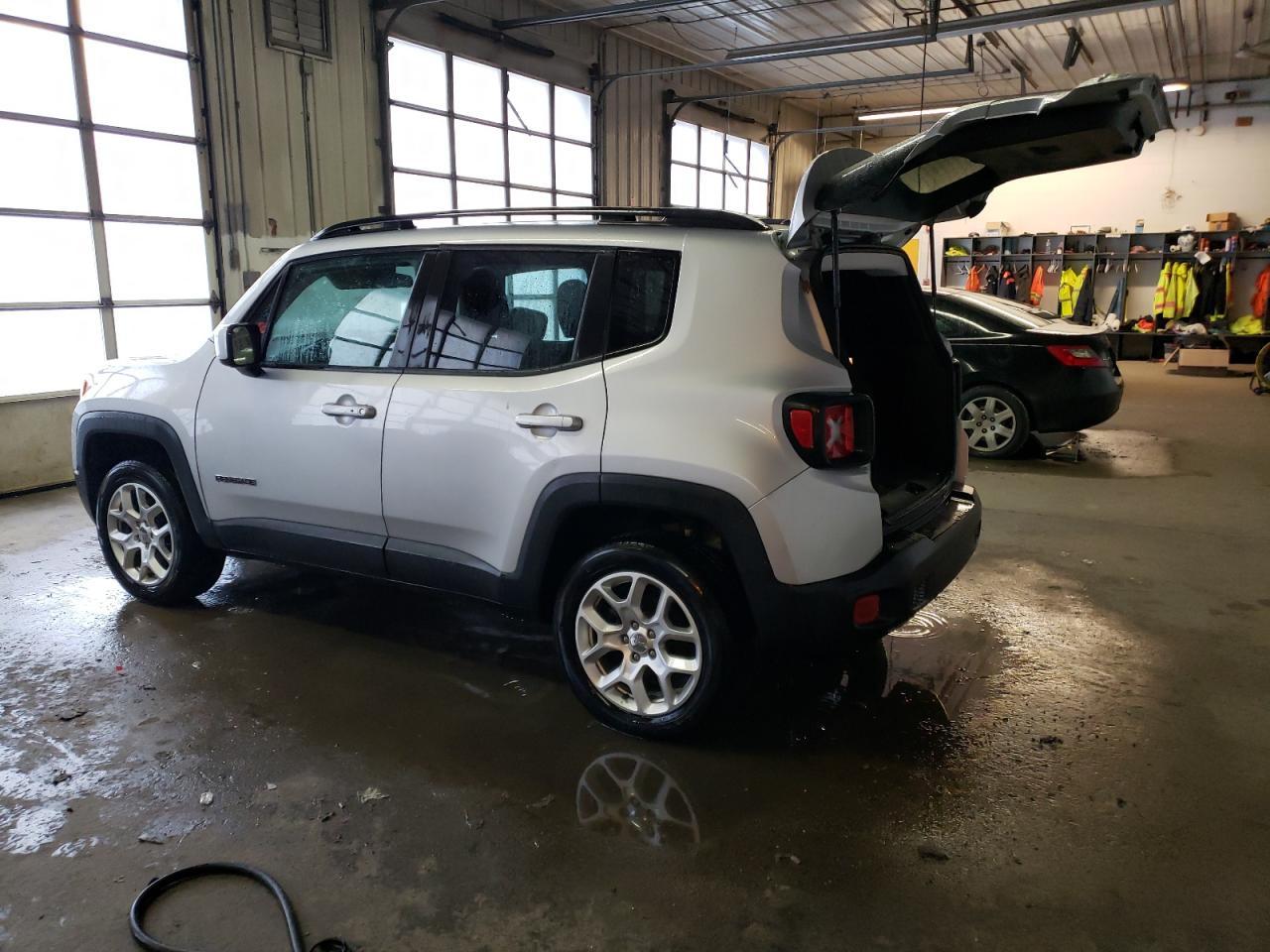 2016 JEEP RENEGADE L - Image 2