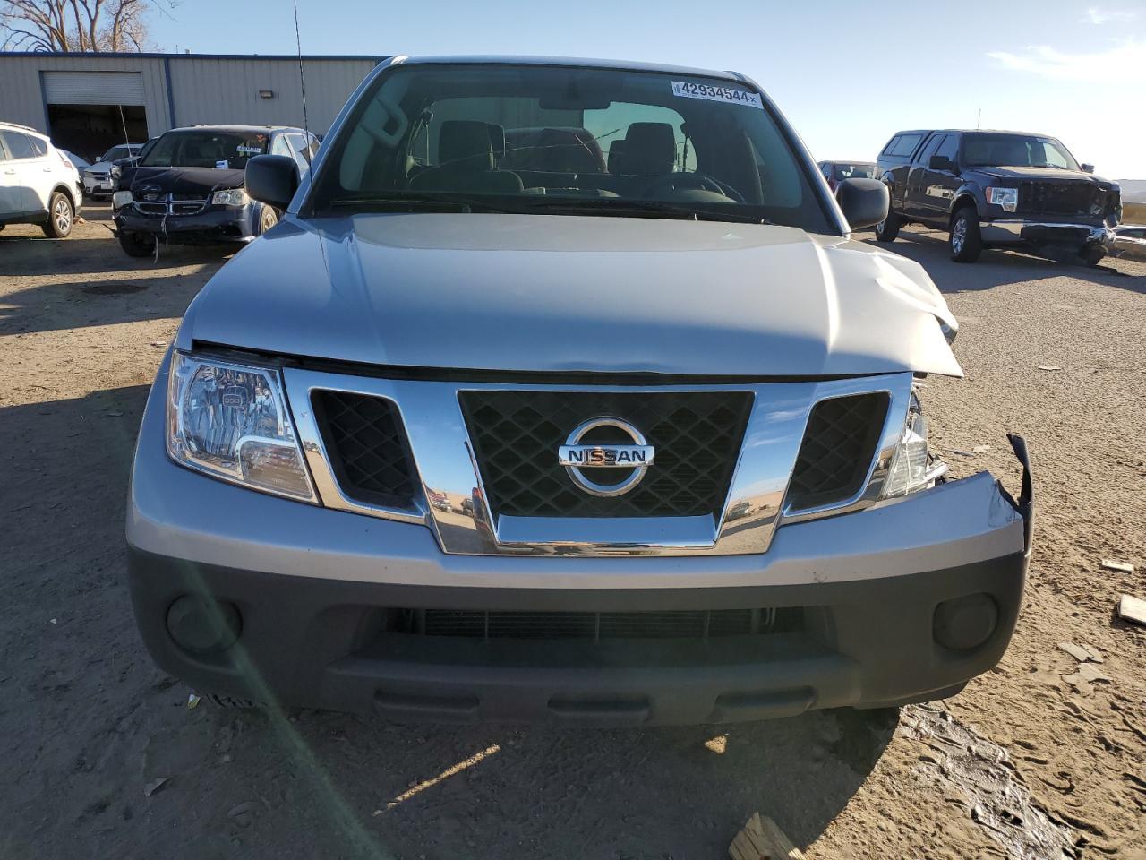2019 NISSAN FRONTIER S - Фото 5